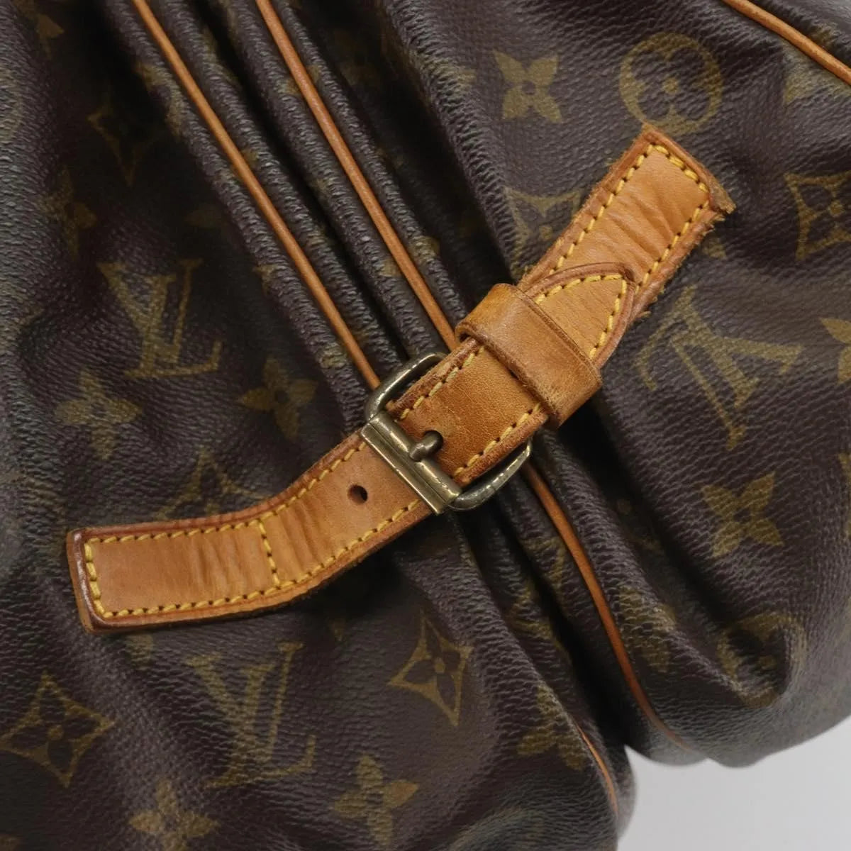 Louis Vuitton Saumur Monogram Brown Canvas Shoulder Bag Bag (Pre-Owned)