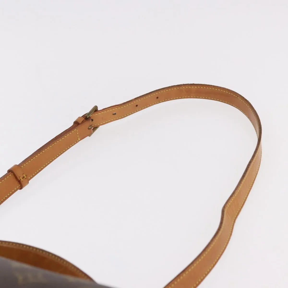 Louis Vuitton Beverly Monogram Canvas Brown Canvas Handbag (Pre-Owned)