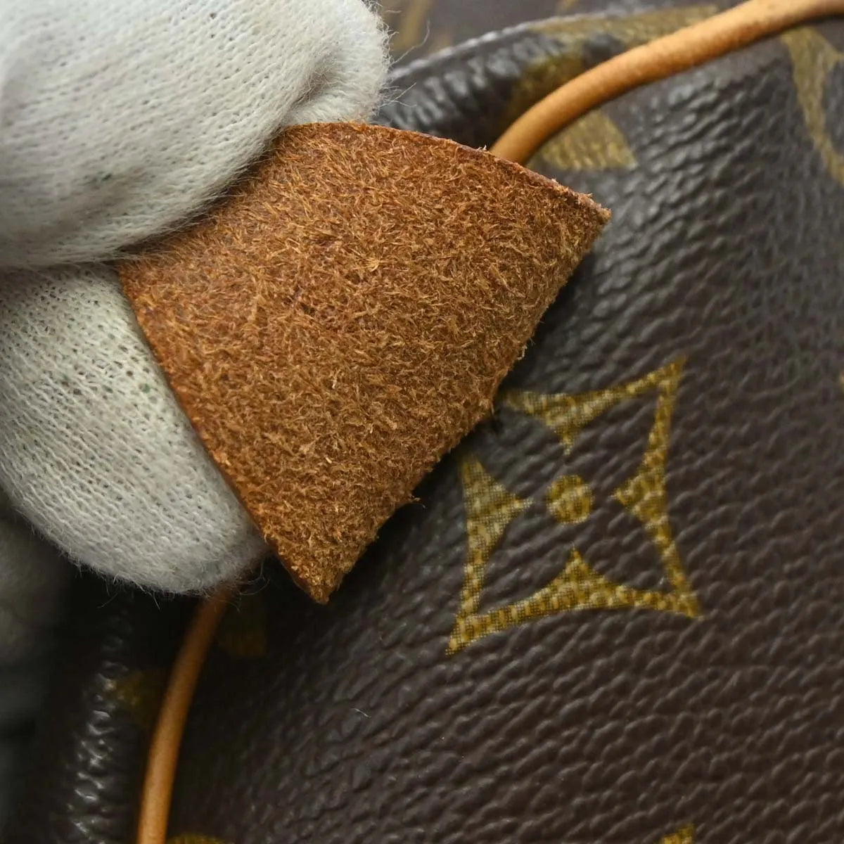 Louis Vuitton Keepall Monogram Canvas Brown Canvas Travel Bag Bag (Pre-Owned)