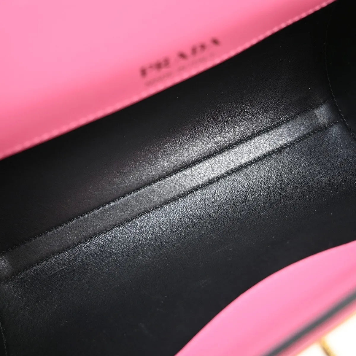 Prada Double Handle Satchel Vitello Daino Pink Leather Handbag (Pre-Owned)