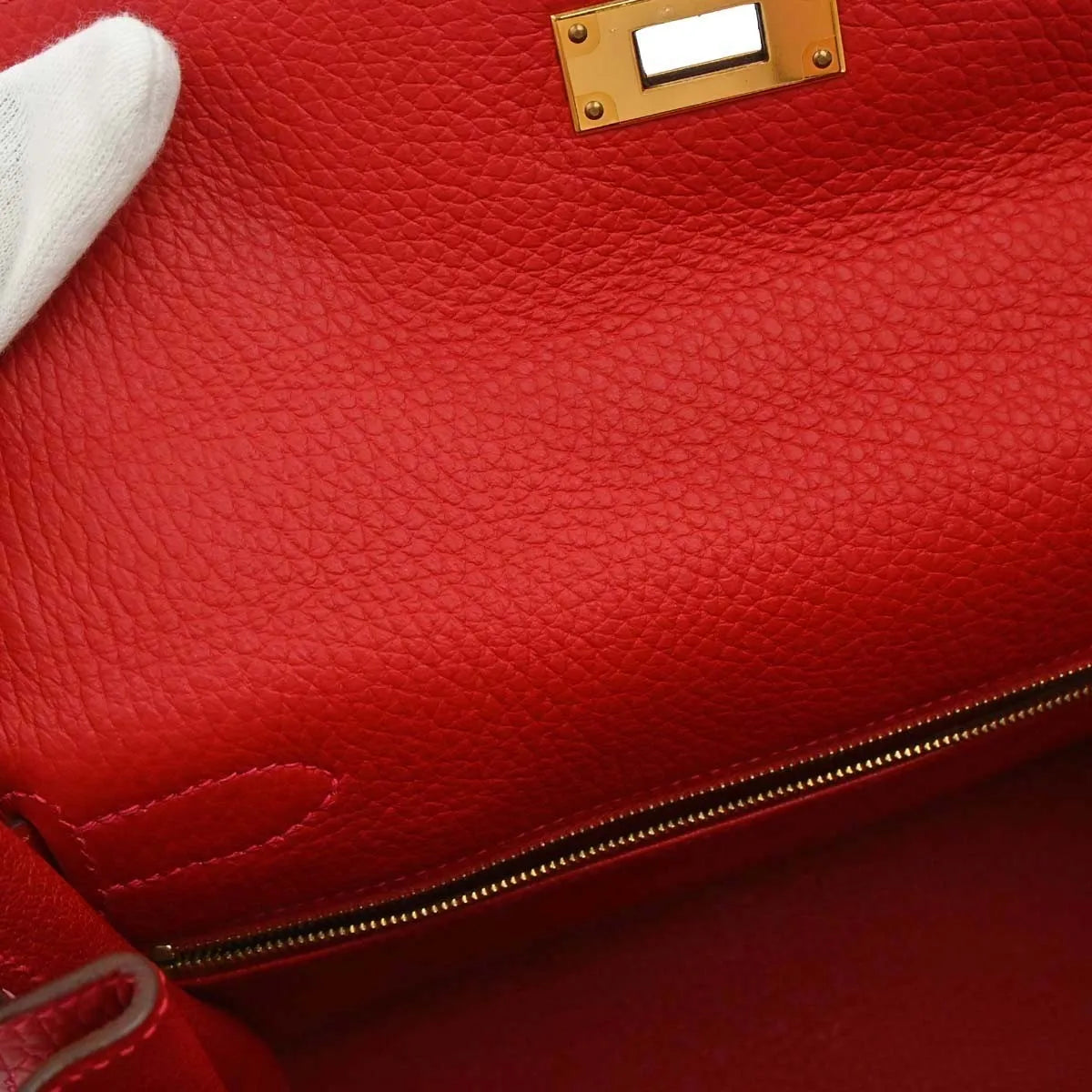 Hermes Kelly Retourne Clémence Taurillon Red Calfskin Handbag (Pre-Owned)