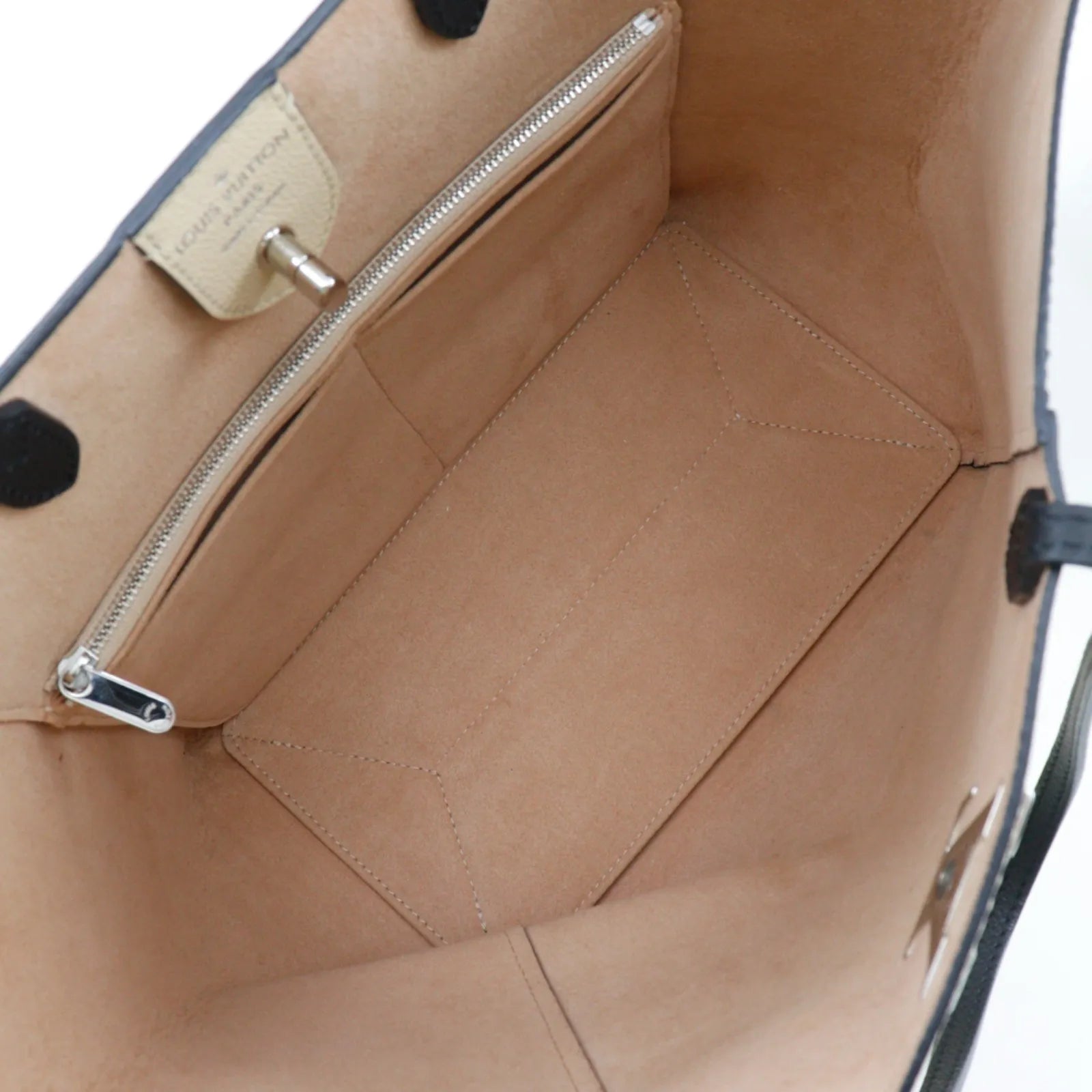 Louis Vuitton Lockme Cabas Leather Beige Leather Tote Bag Bag (Pre-Owned)