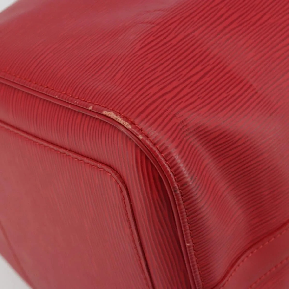 Louis Vuitton Keepall Epi Red Leather Travel Bag Bag (Pre-Owned)