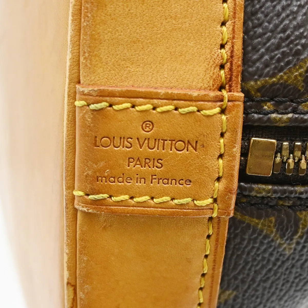 Louis Vuitton Alma Monogram Canvas Brown Canvas Handbag (Pre-Owned)
