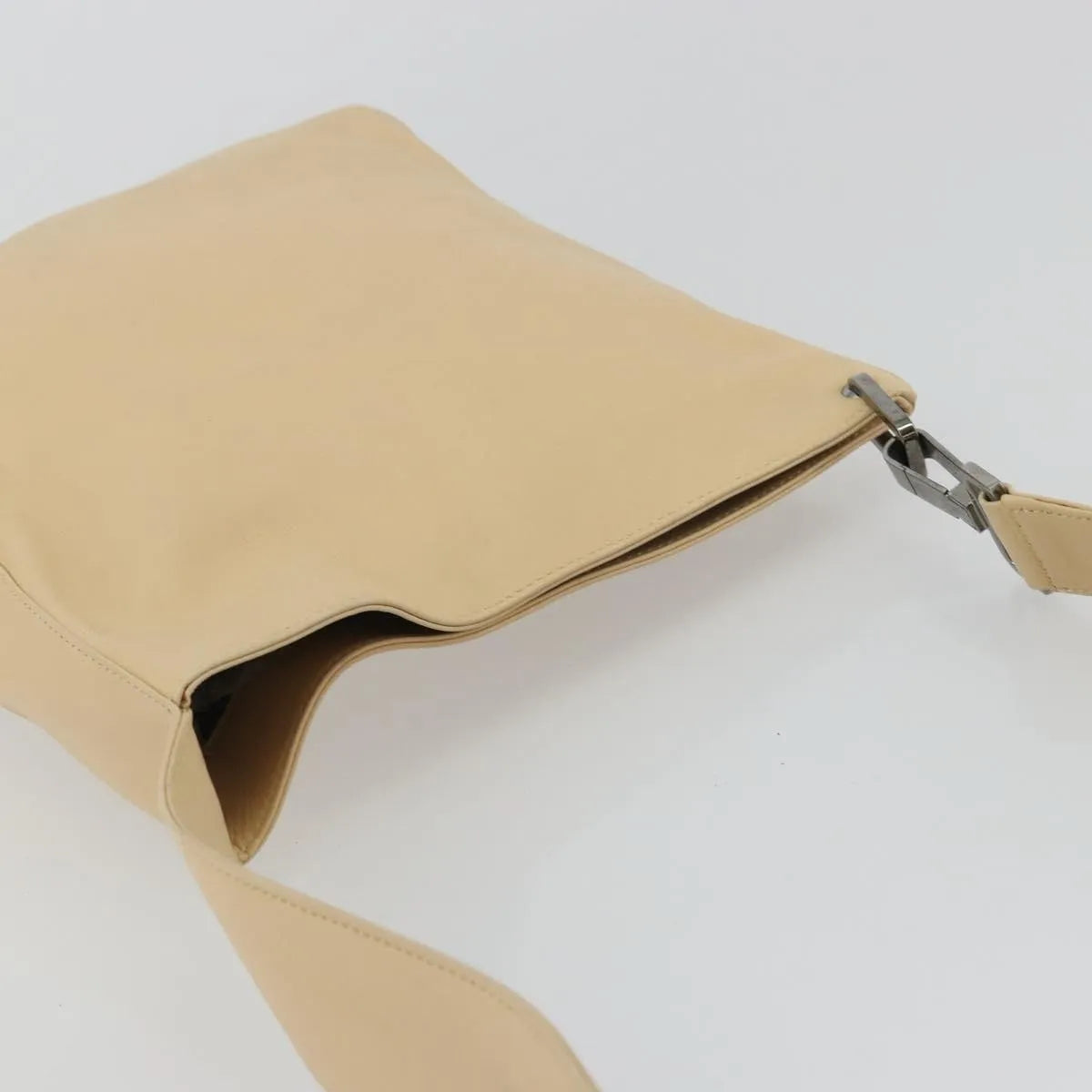 Gucci Vintage Flat Messenger Leather Beige Leather Shoulder Bag Bag (Pre-Owned)