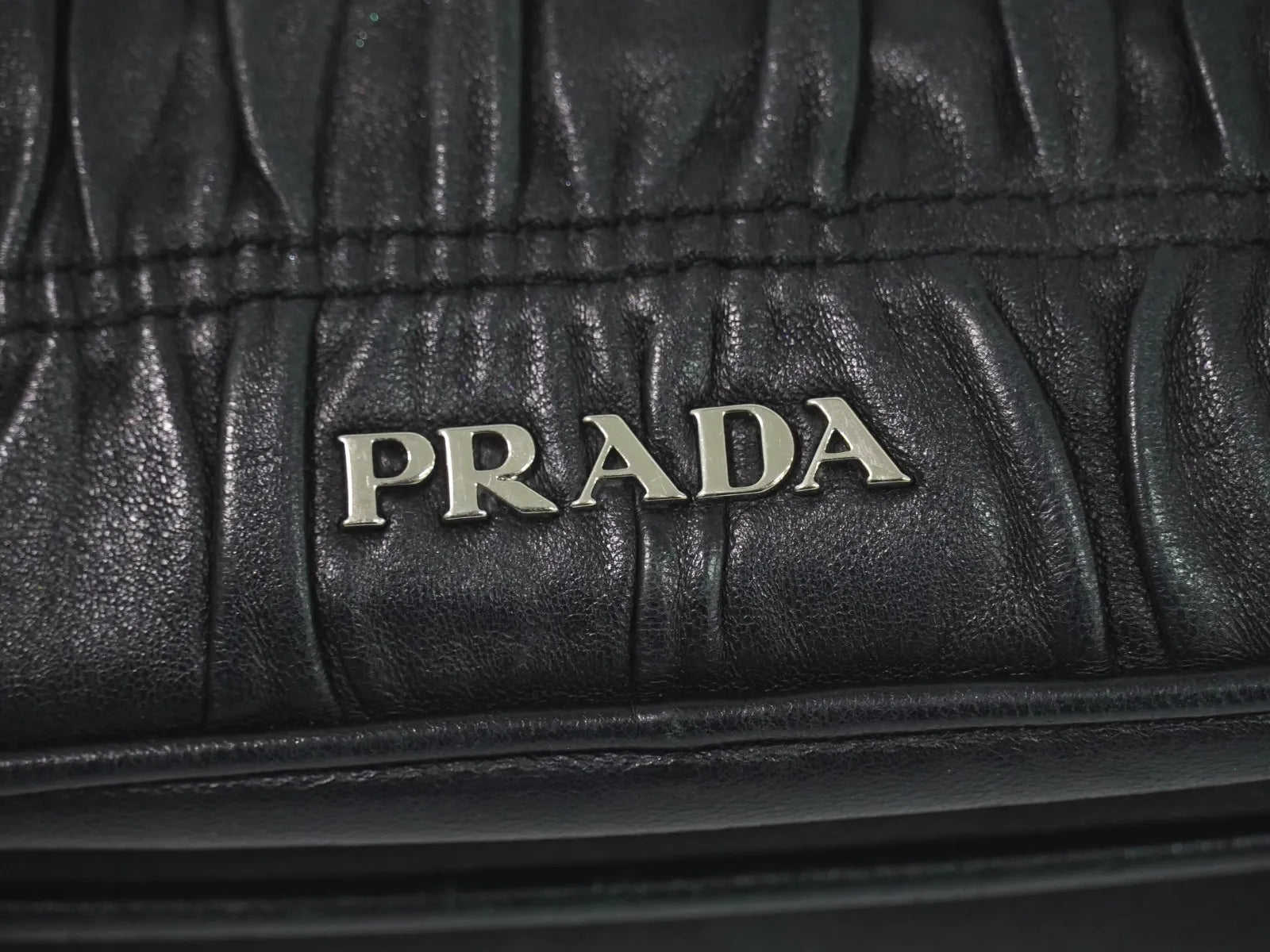 Prada Compartment Chain Flap Nappa Gaufre Black Leather Shoulder Bag Bag (Pre-Owned)