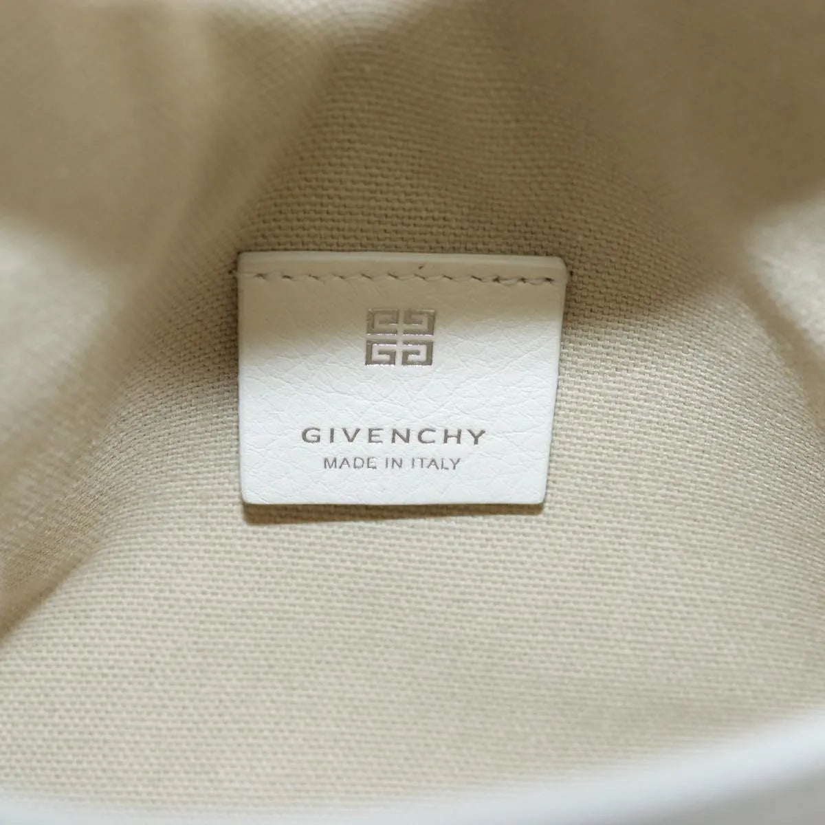 Givenchy Voyou Leather White Leather Shoulder Bag Bag (Pre-Owned)