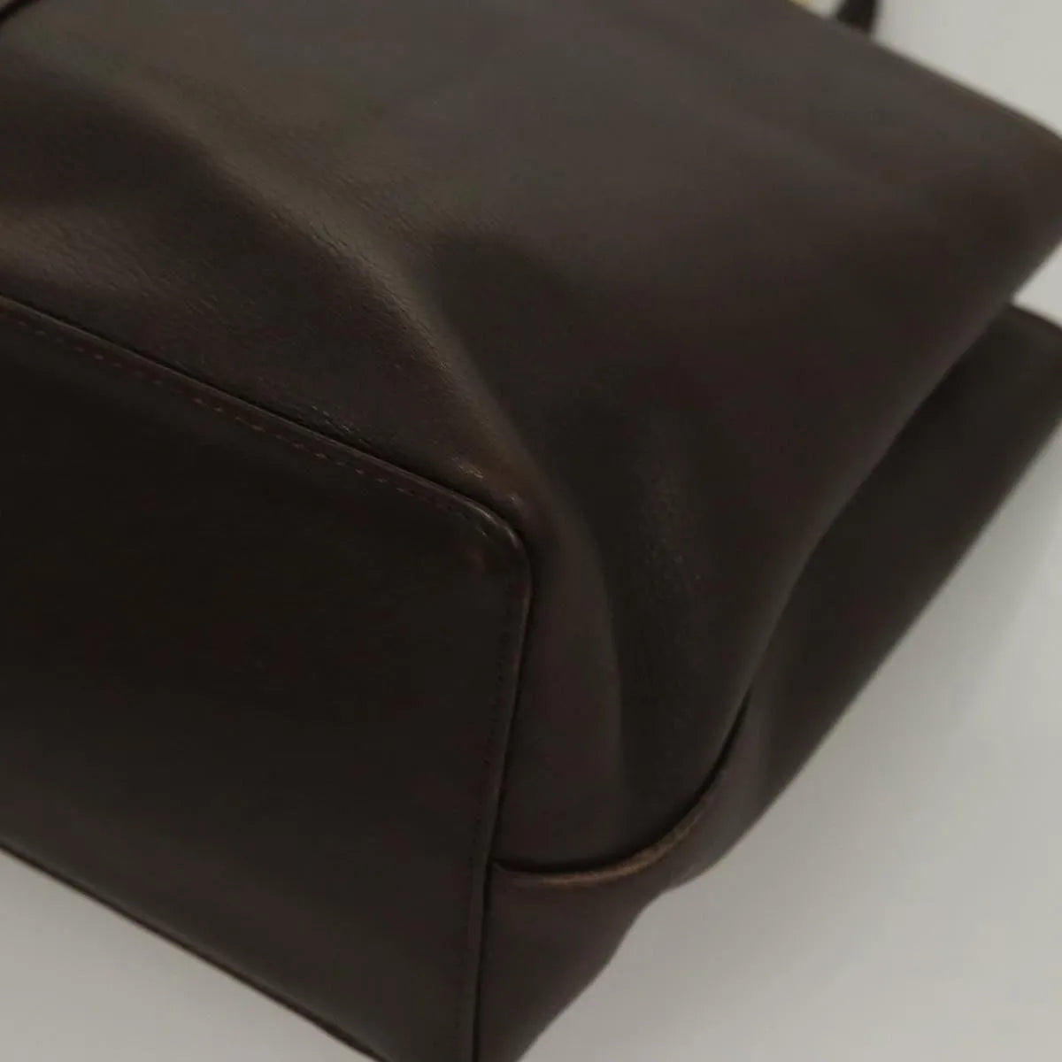 Burberry Vintage Leather Brown Leather Handbag (Pre-Owned)