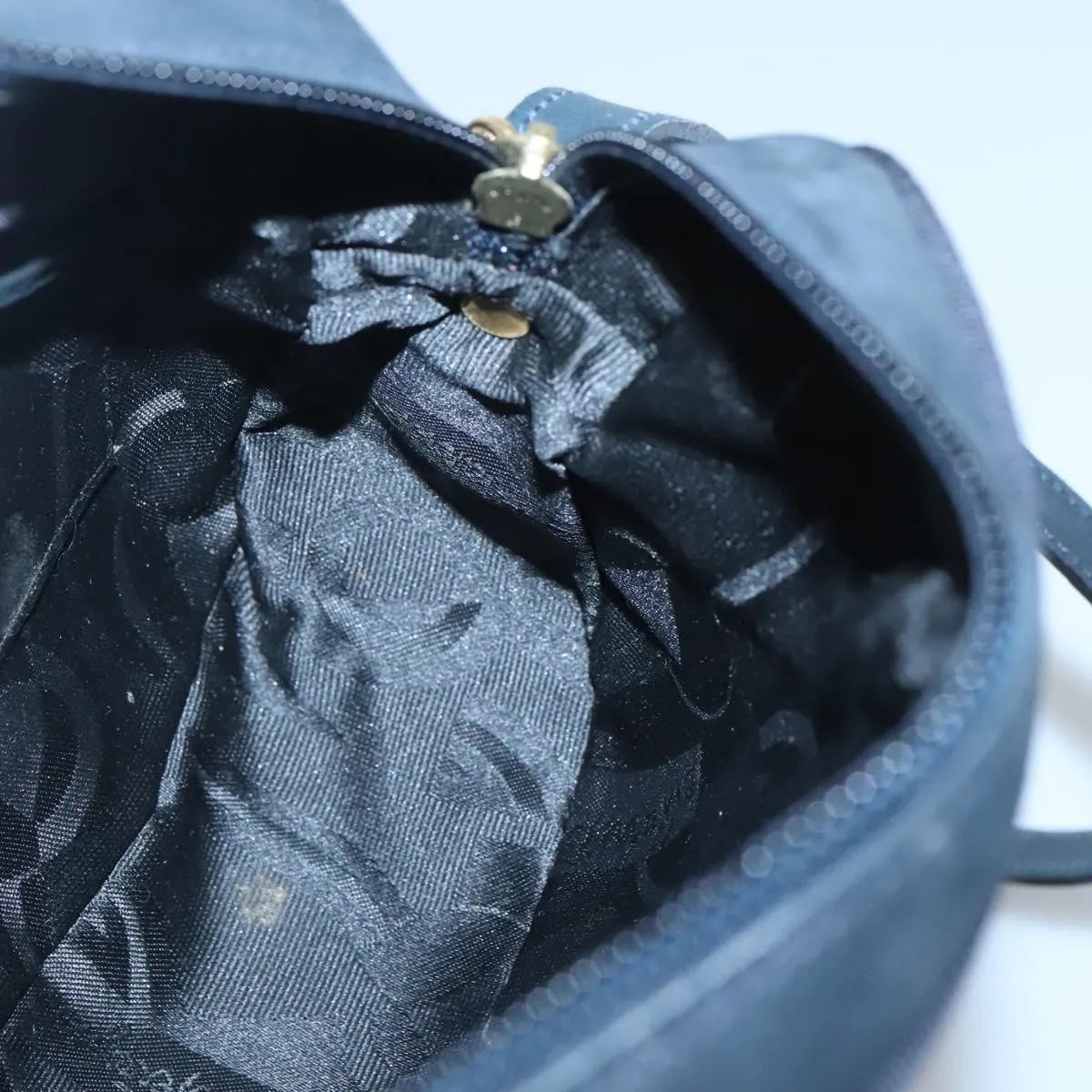 Salvatore Ferragamo Vara Bow Camera Suede Navy Suede Shoulder Bag Bag (Pre-Owned)