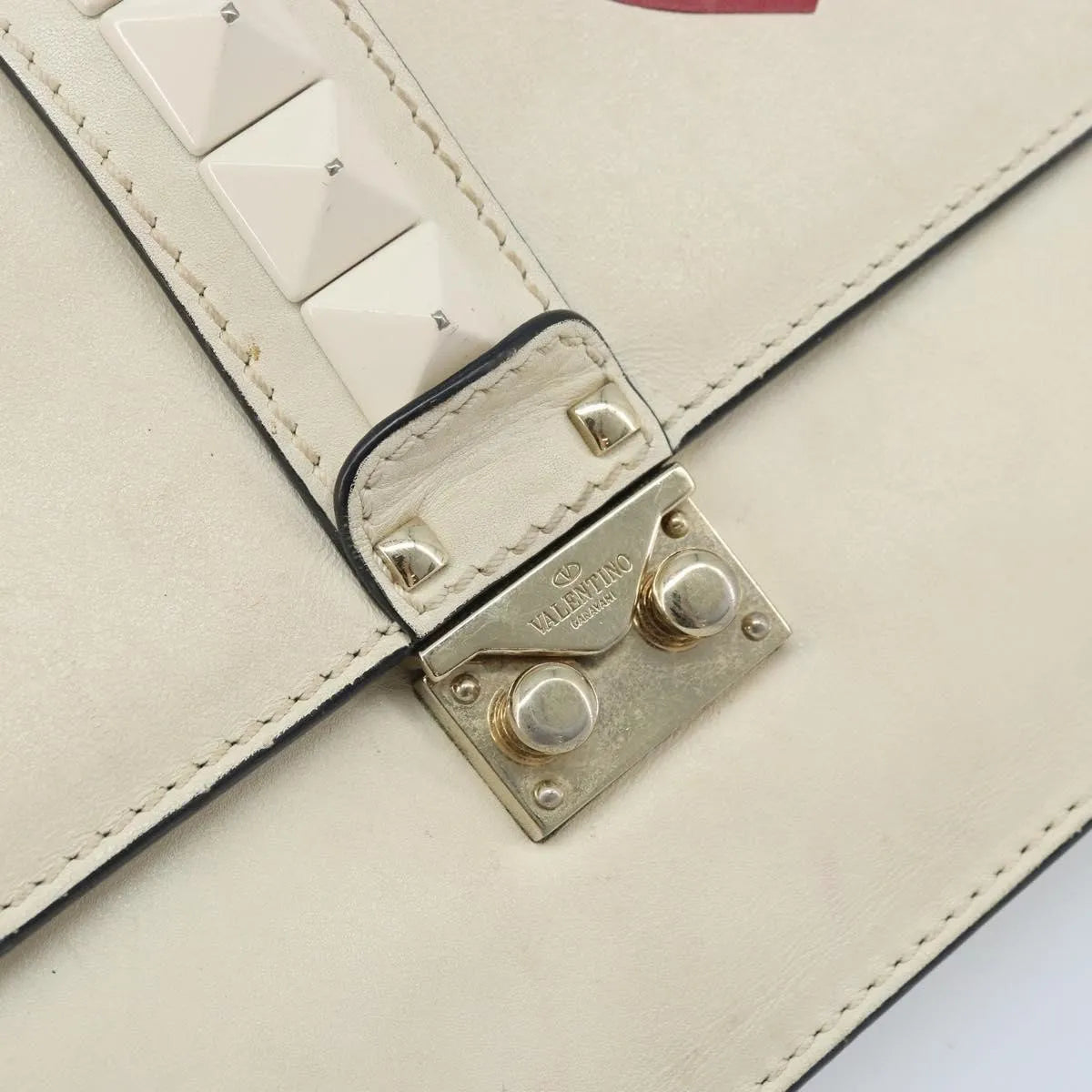 Valentino Garavani Glam Lock Leather White Leather Shoulder Bag Bag (Pre-Owned)