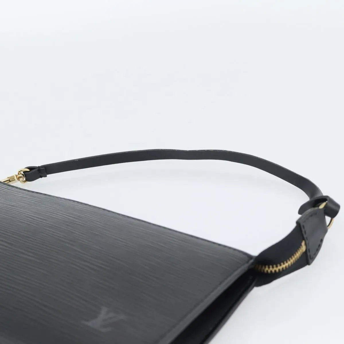 Louis Vuitton Pochette Accessoires Epi Black Leather Clutche & Pouche Bag (Pre-Owned)