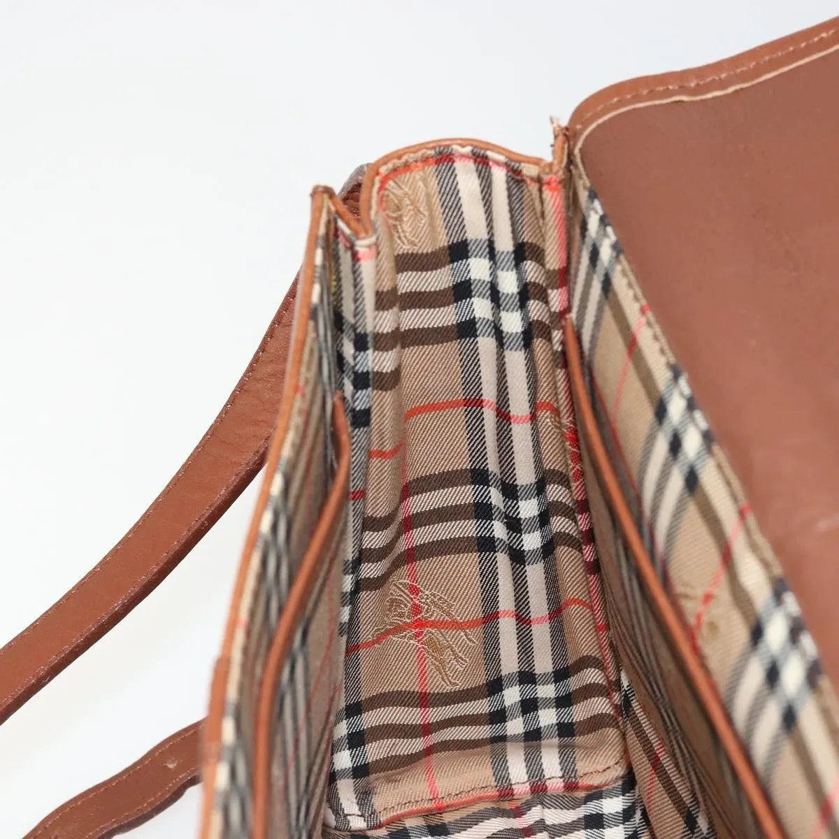 Burberry Vintage Flap Leather Beige Leather Shoulder Bag Bag (Pre-Owned)