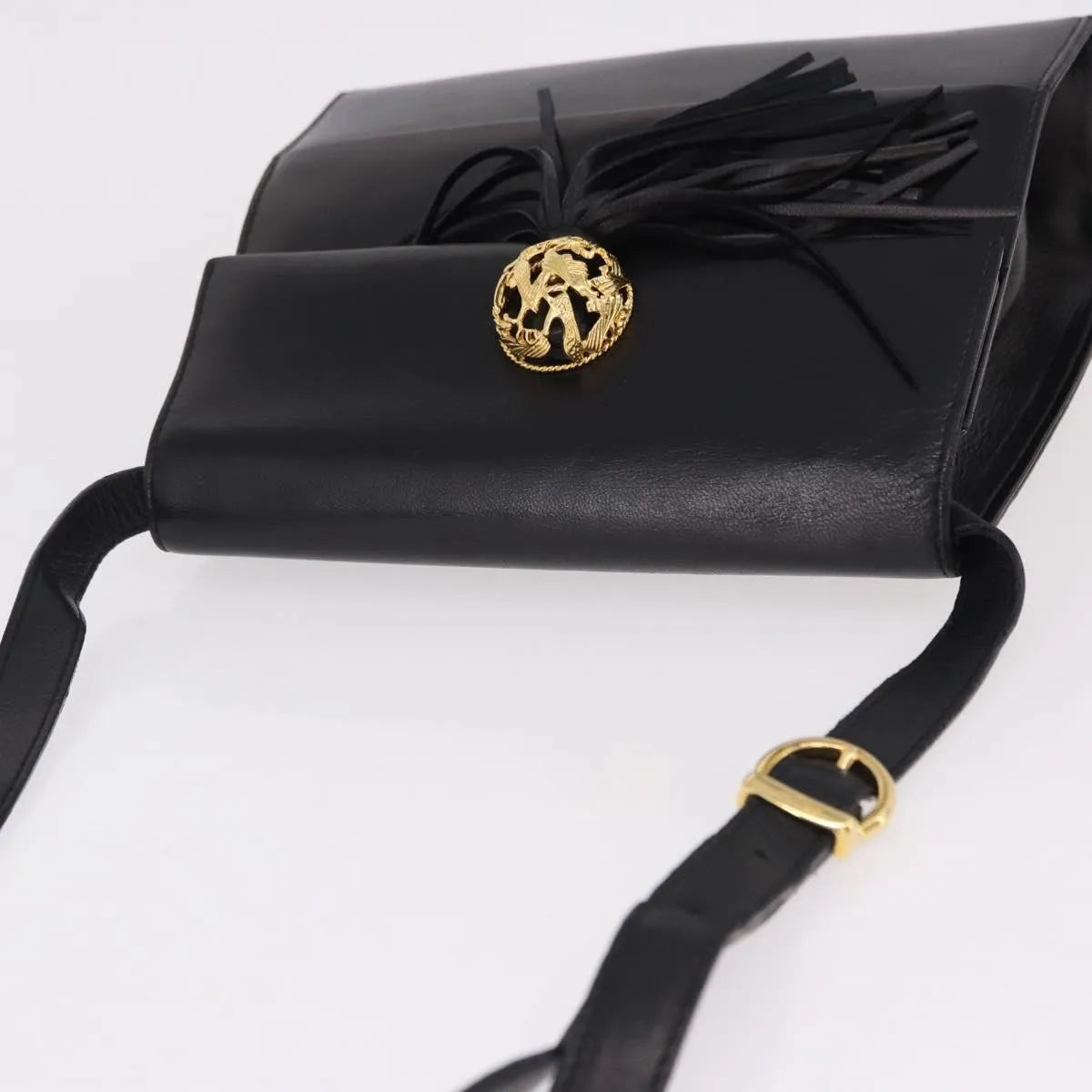 Salvatore Ferragamo Vintage Leather Black Leather Shoulder Bag Bag (Pre-Owned)