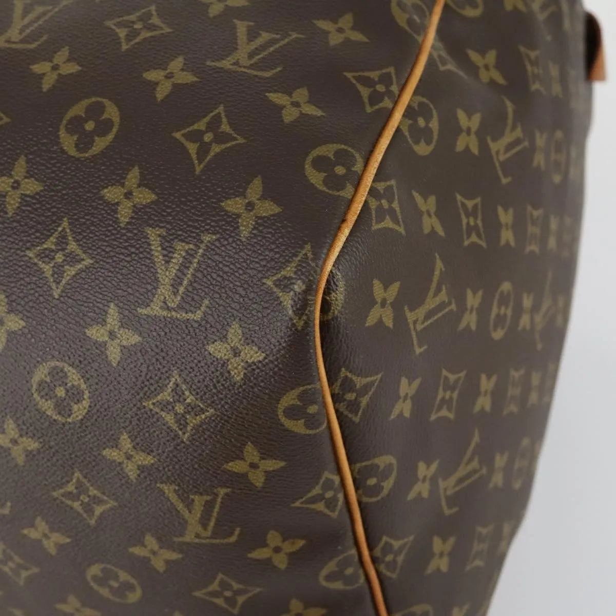Louis Vuitton Keepall Bag Monogram Canvas Brown Canvas Travel Bag Bag (Pre-Owned)