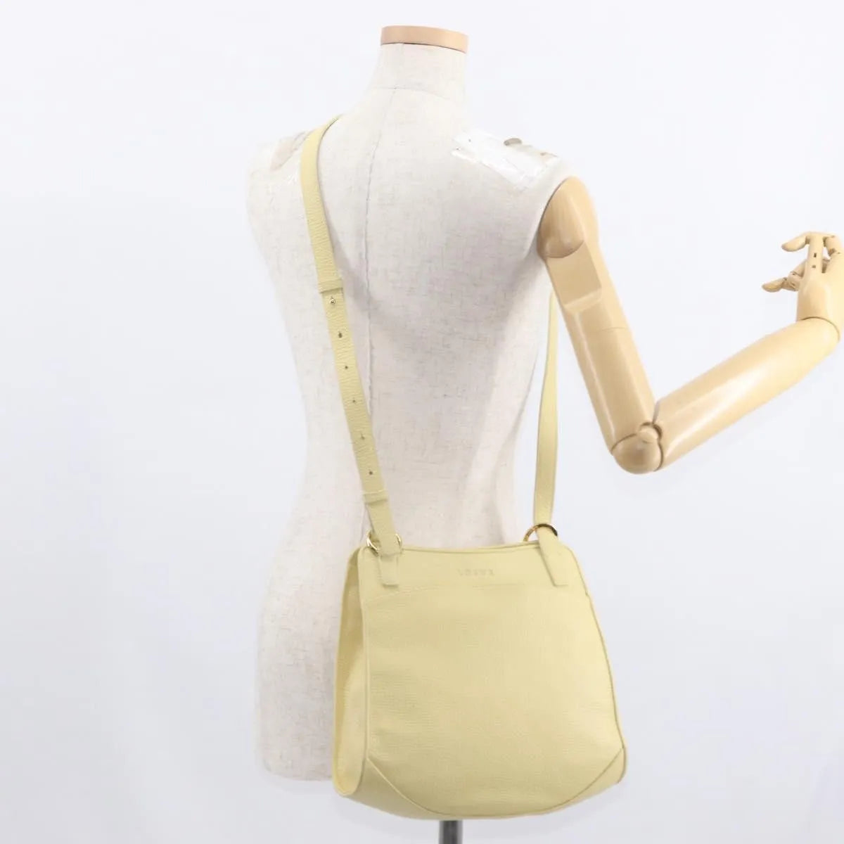Loewe Vintage Leather Yellow Leather Shoulder Bag Bag (Pre-Owned)