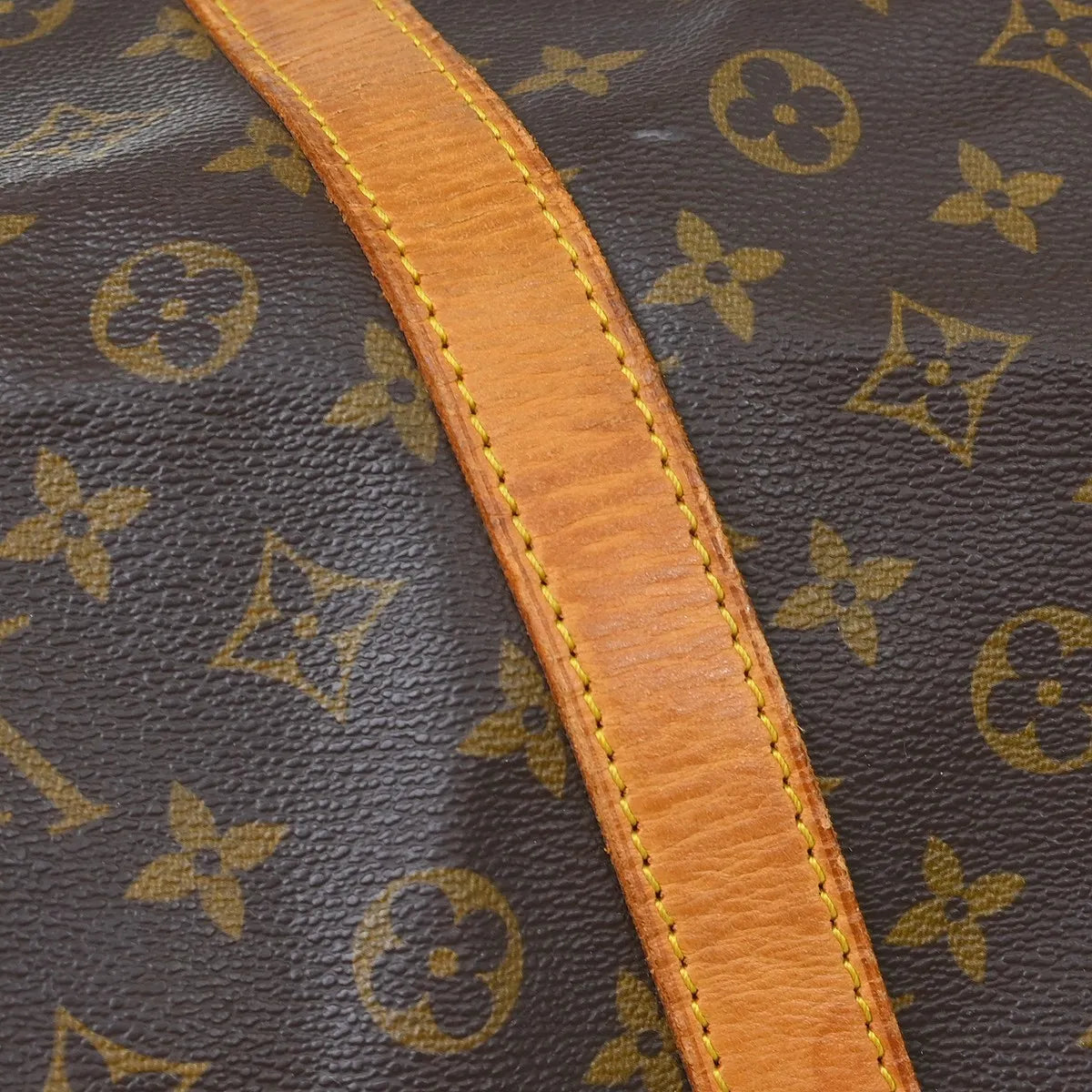 Louis Vuitton Keepall Bandouliere Bag Monogram Canvas Brown Canvas Travel Bag Bag (Pre-Owned)