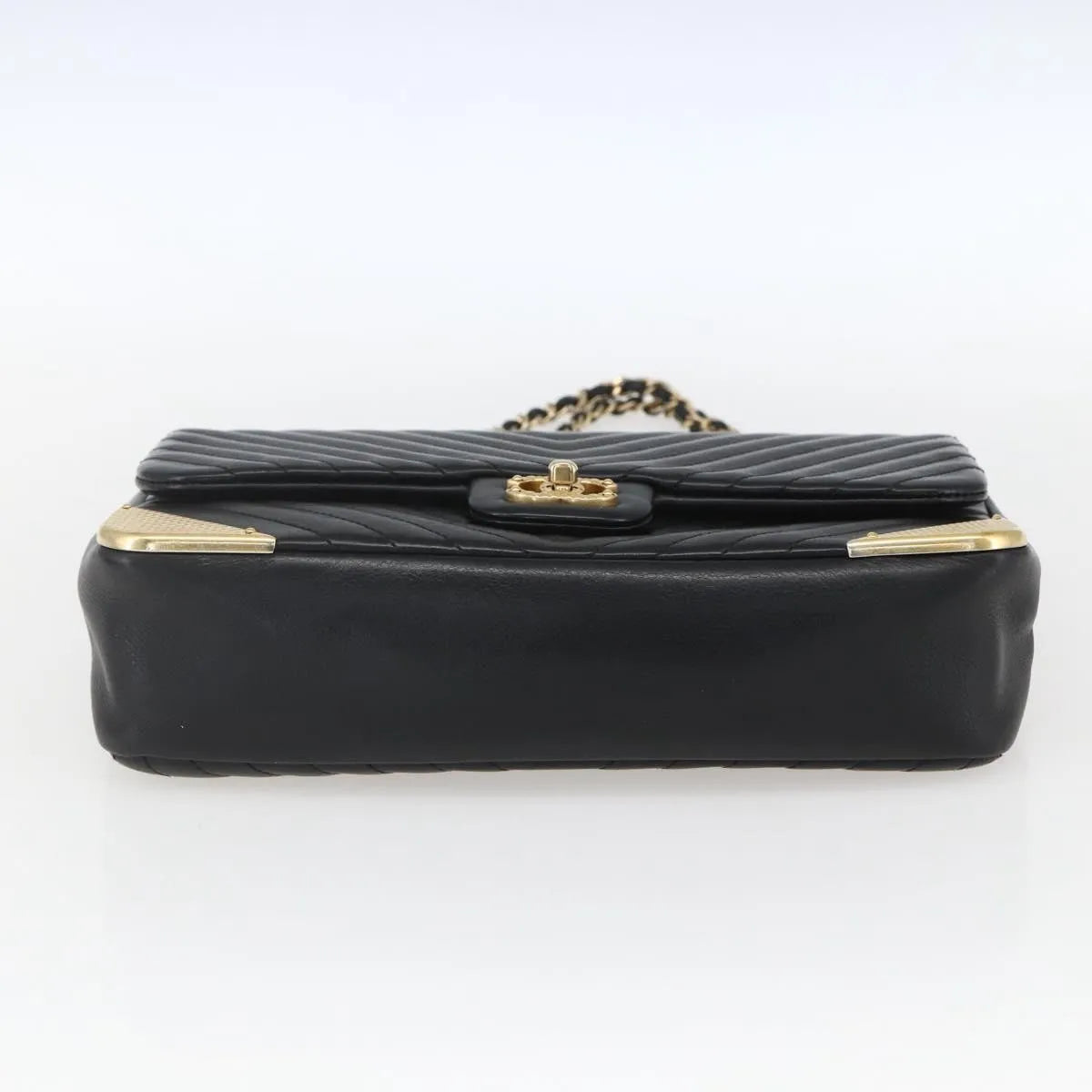 Chanel Double Chevron Flap Quilted Leather Black Leather Shoulder Bag Bag (Pre-Owned)