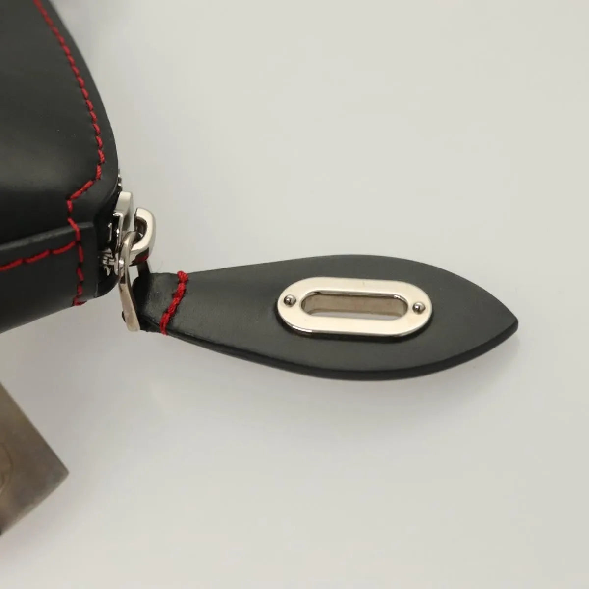 Louis Vuitton Suhari Lockit Leather Black Leather Handbag (Pre-Owned)