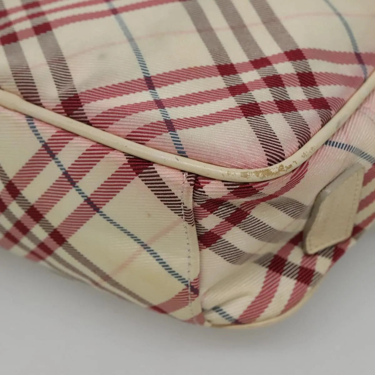 Burberry Nova Check Blue Label Nylon White Nylon Shoulder Bag Bag (Pre-Owned)