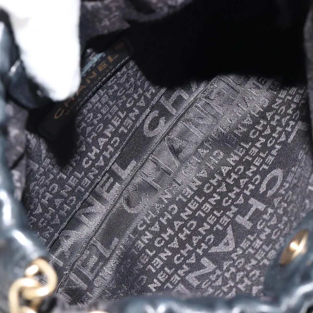 Chanel Chain Tote Leather Black Leather Shoulder Bag Bag (Pre-Owned)