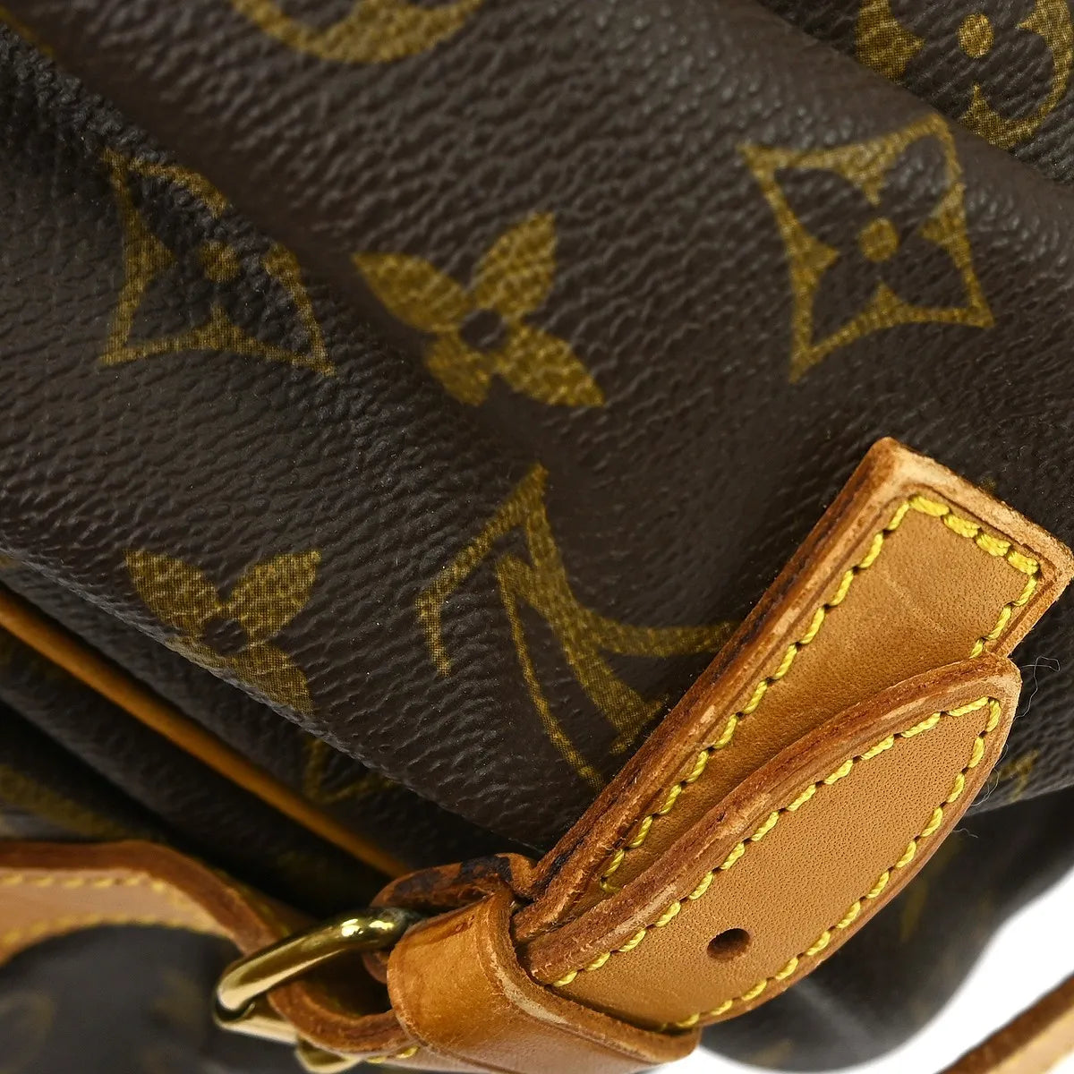 Louis Vuitton Saumur Monogram Brown Canvas Shoulder Bag Bag (Pre-Owned)