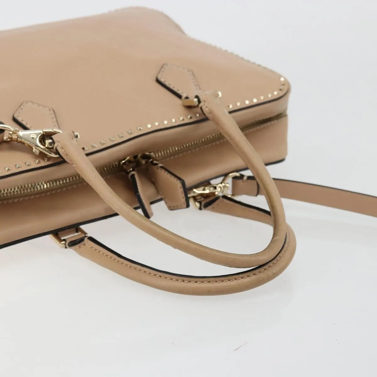 Valentino Garavani Convertible Zip Satchel Leather With Micro Rockstuds Beige Leather Handbag (Pre-Owned)