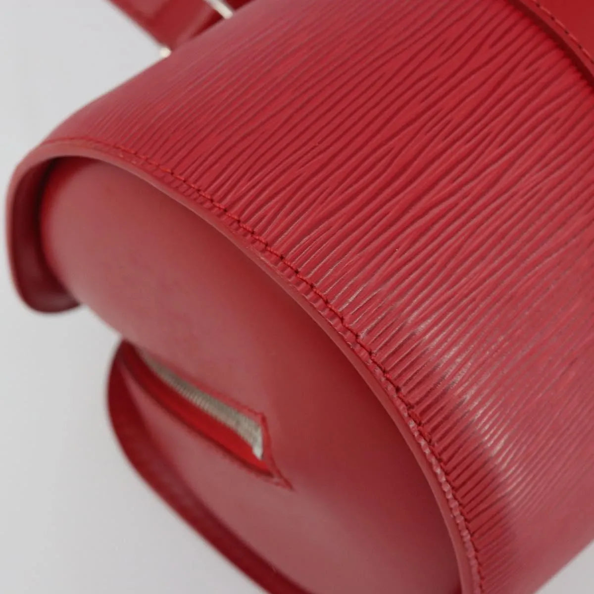 Louis Vuitton Soufflot Epi Leather Red Leather Handbag (Pre-Owned)