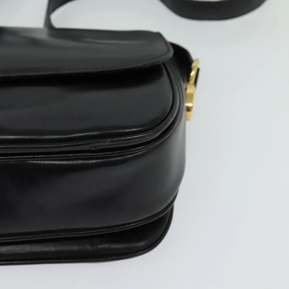 Celine Vintage Leather Black Leather Shoulder Bag Bag (Pre-Owned)