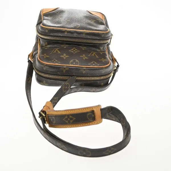 Louis Vuitton Amazone Canvas Brown Canvas Shoulder Bag Bag (Pre-Owned)