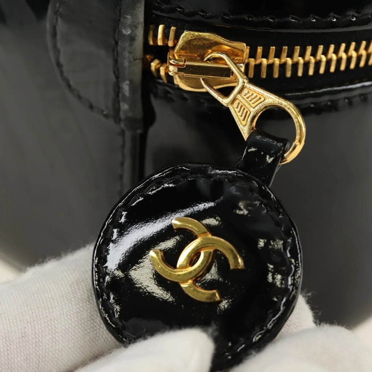 Chanel Vintage Timeless Cosmetic Case Patent Black Patent_Leather Handbag (Pre-Owned)