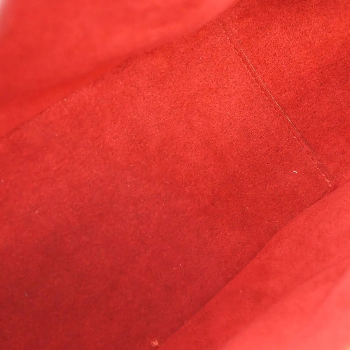 Louis Vuitton Sablons Epi Leather Red Leather Handbag (Pre-Owned)