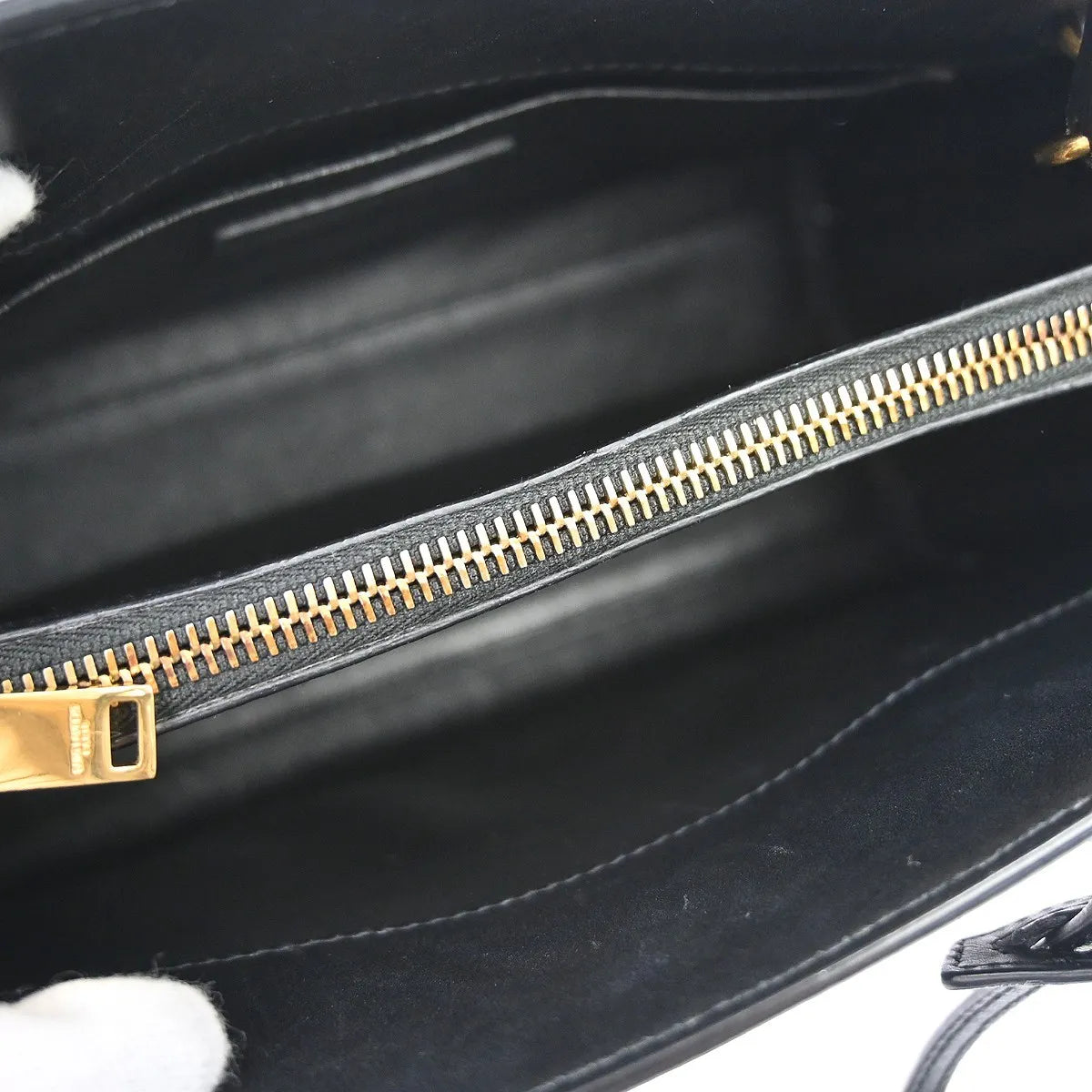 Saint Laurent Sac De Jour Leather Black Leather Handbag (Pre-Owned)