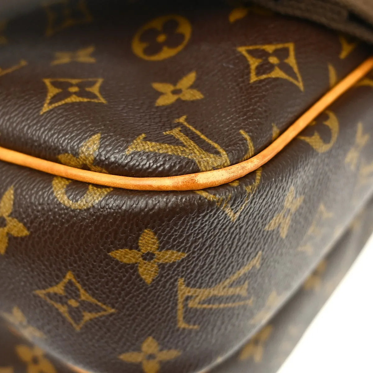 Louis Vuitton Reporter Monogram Canvas Brown Canvas Shoulder Bag Bag (Pre-Owned)