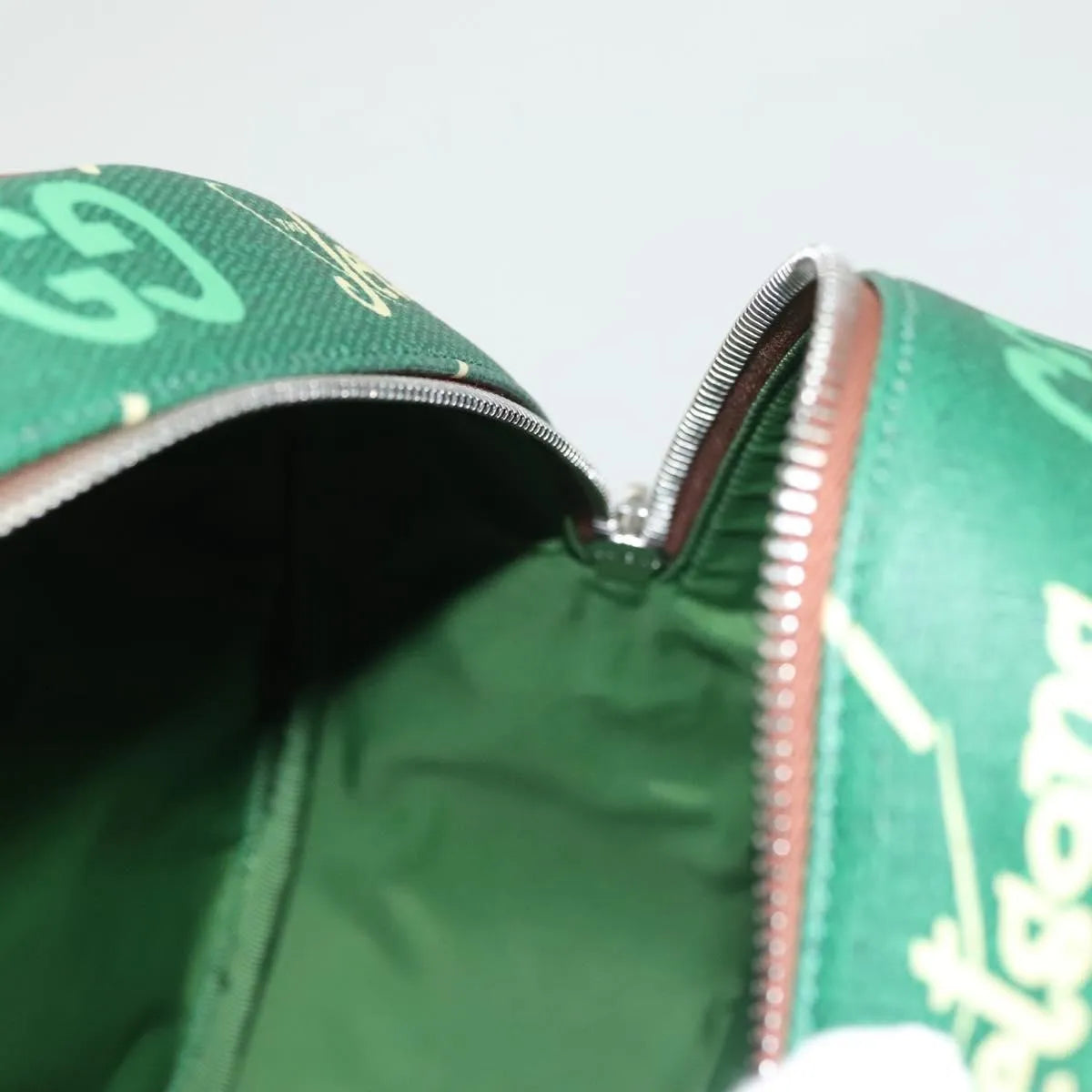 Gucci The Jetsons Web Sherry Line Roun Jetsons Web Sherry Line Pvc Green Pvc Backpack Bag (Pre-Owned)