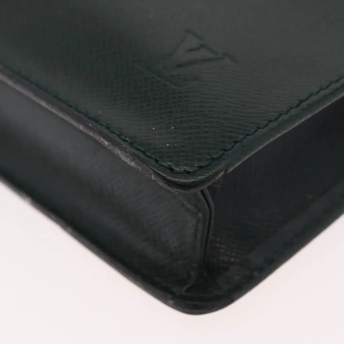 Louis Vuitton Serviette Kourad Taiga Leather Green Leather Briefcase Bag (Pre-Owned)