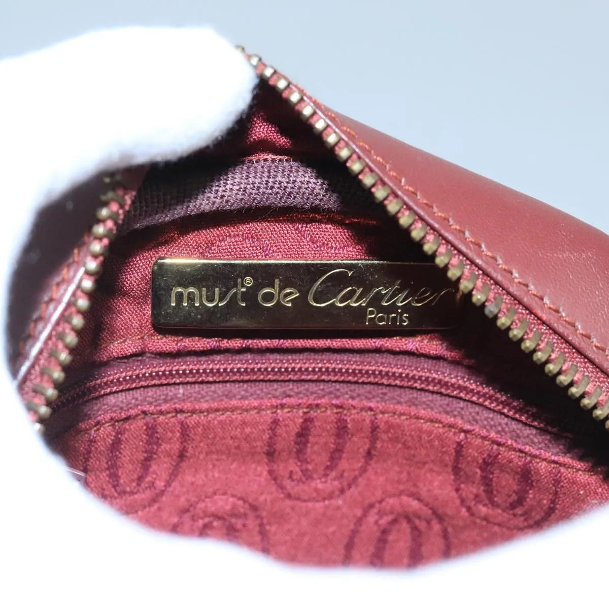 Cartier Must De Cartier Leather Burgundy Leather Shoulder Bag Bag (Pre-Owned)