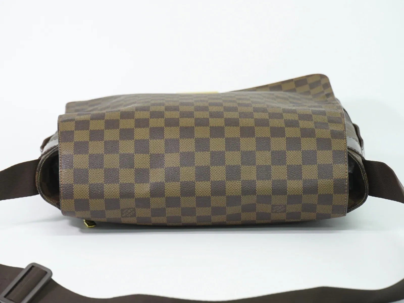 Louis Vuitton Bastille Damier Brown Canvas Shoulder Bag Bag (Pre-Owned)