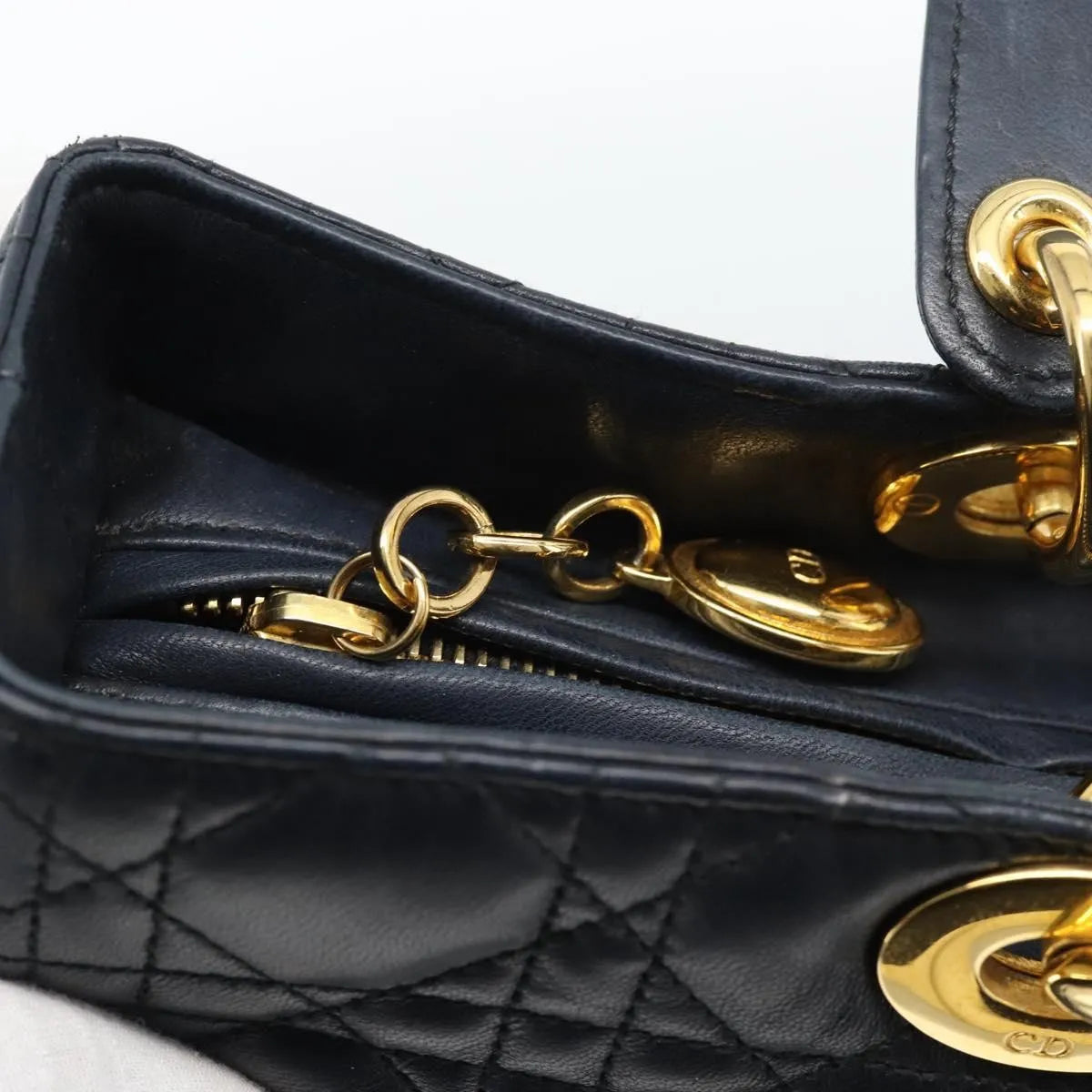 Christian Dior Lady Dior Cannage Quilt Lambskin Black Leather Handbag (Pre-Owned)