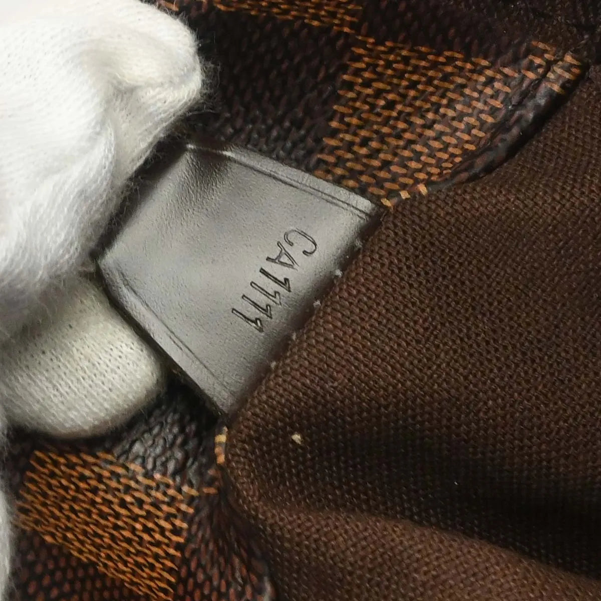 Louis Vuitton Bastille Damier Brown Canvas Shoulder Bag Bag (Pre-Owned)