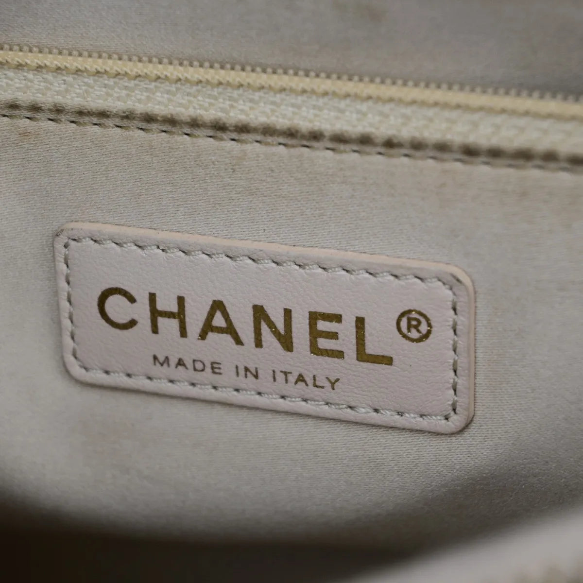 Chanel Grand Shopping Tote Quilted Caviar Beige Leather Tote Bag Bag (Pre-Owned)