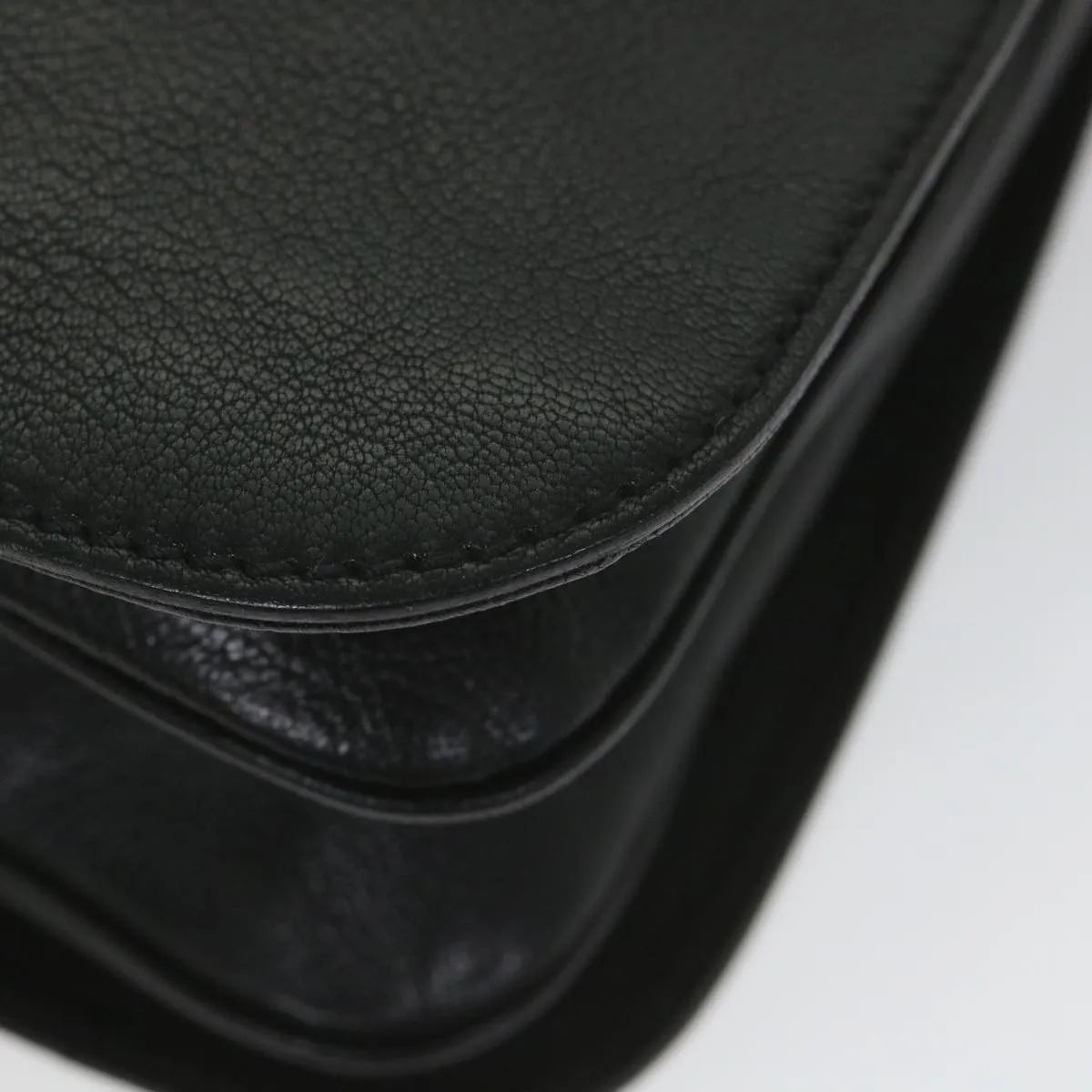 Gucci Blondie Flap Bag Leather Black Leather Shoulder Bag Bag (Pre-Owned)