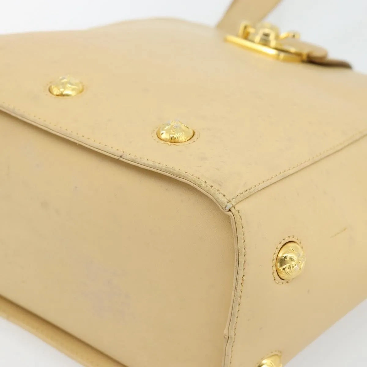 Salvatore Ferragamo Vintage Leather Beige Leather Shoulder Bag Bag (Pre-Owned)