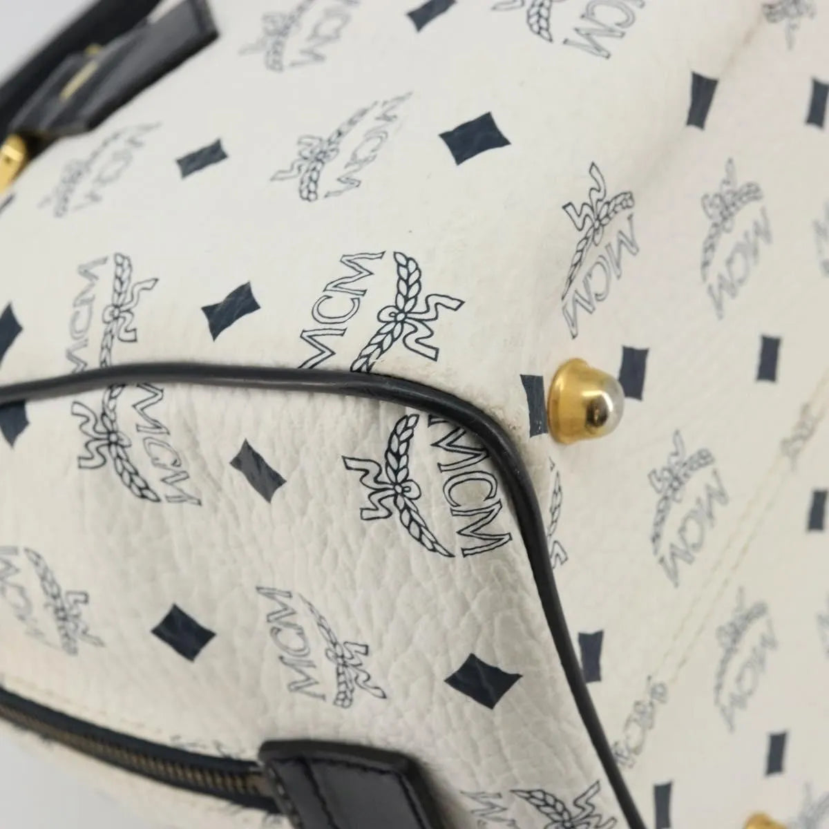 MCM Visetos Logogramme Leather White Leather Handbag (Pre-Owned)