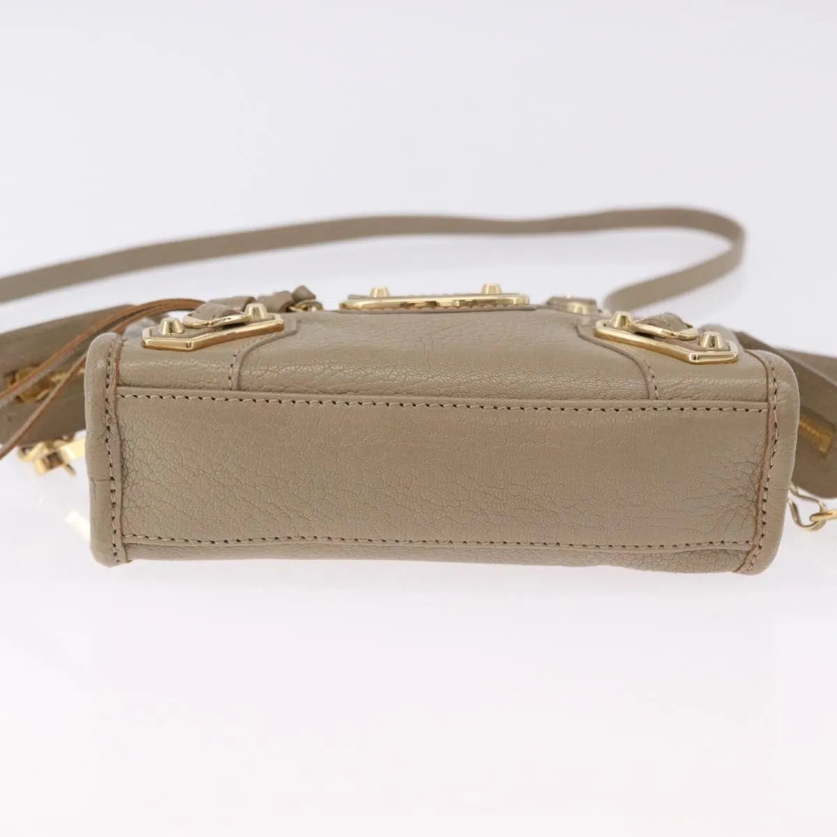 Balenciaga City Classic Studs Leather Beige Leather Handbag (Pre-Owned)