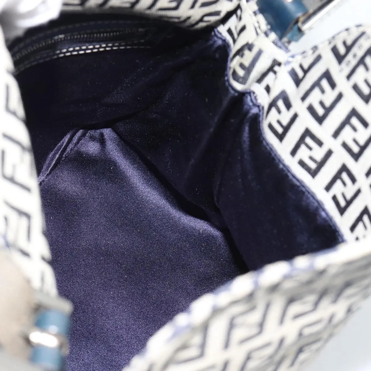 Fendi Zucchino Canvas Mamma Baguette Canvas Navy Canvas Shoulder Bag Bag (Pre-Owned)