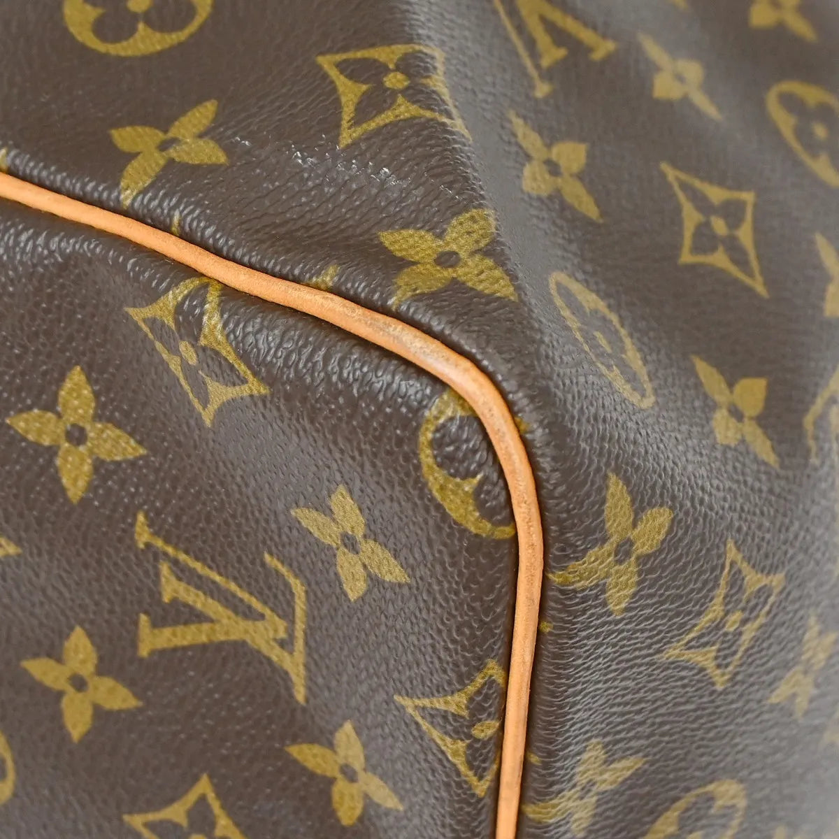 Louis Vuitton Keepall Monogram Canvas Brown Canvas Travel Bag Bag (Pre-Owned)