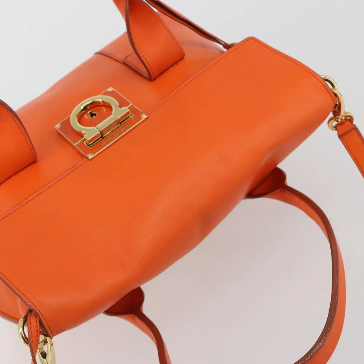 Salvatore Ferragamo Sookie Satchel Leather Orange Leather Handbag (Pre-Owned)