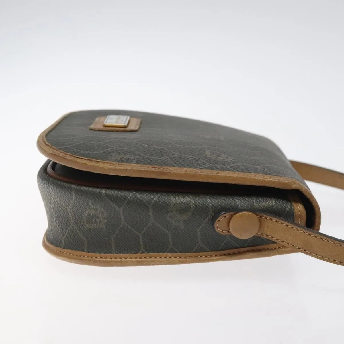 Christian Dior Vintage Honeycomb Flap Coated Canvas Khaki Canvas Shoulder Bag Bag (Pre-Owned)