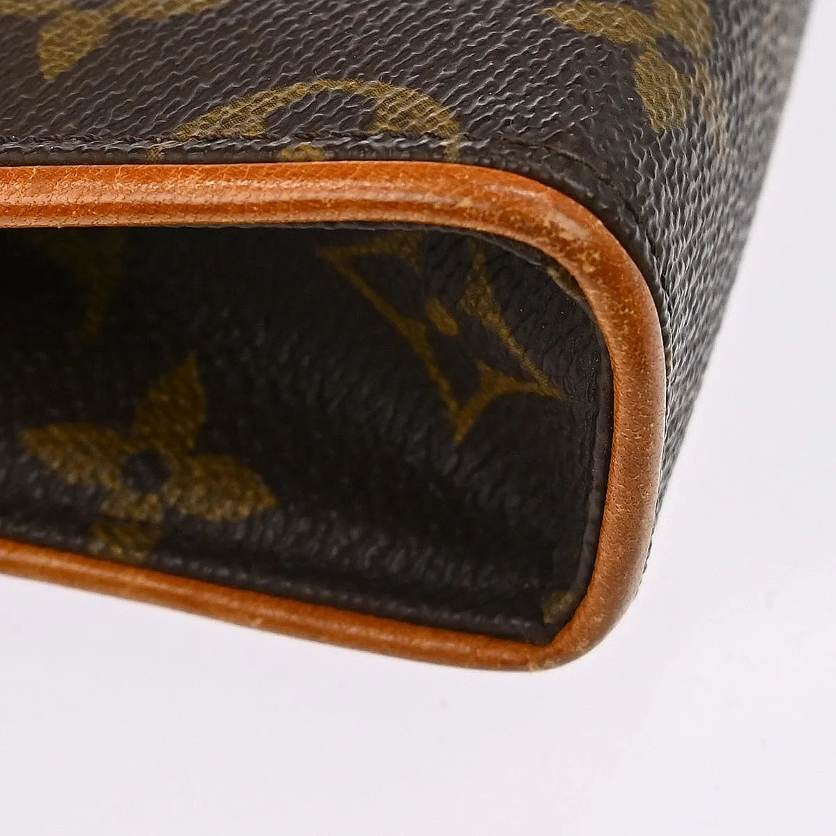 Louis Vuitton Florentine Waist Monogram Canvas Brown Canvas Clutche & Pouche Bag (Pre-Owned)