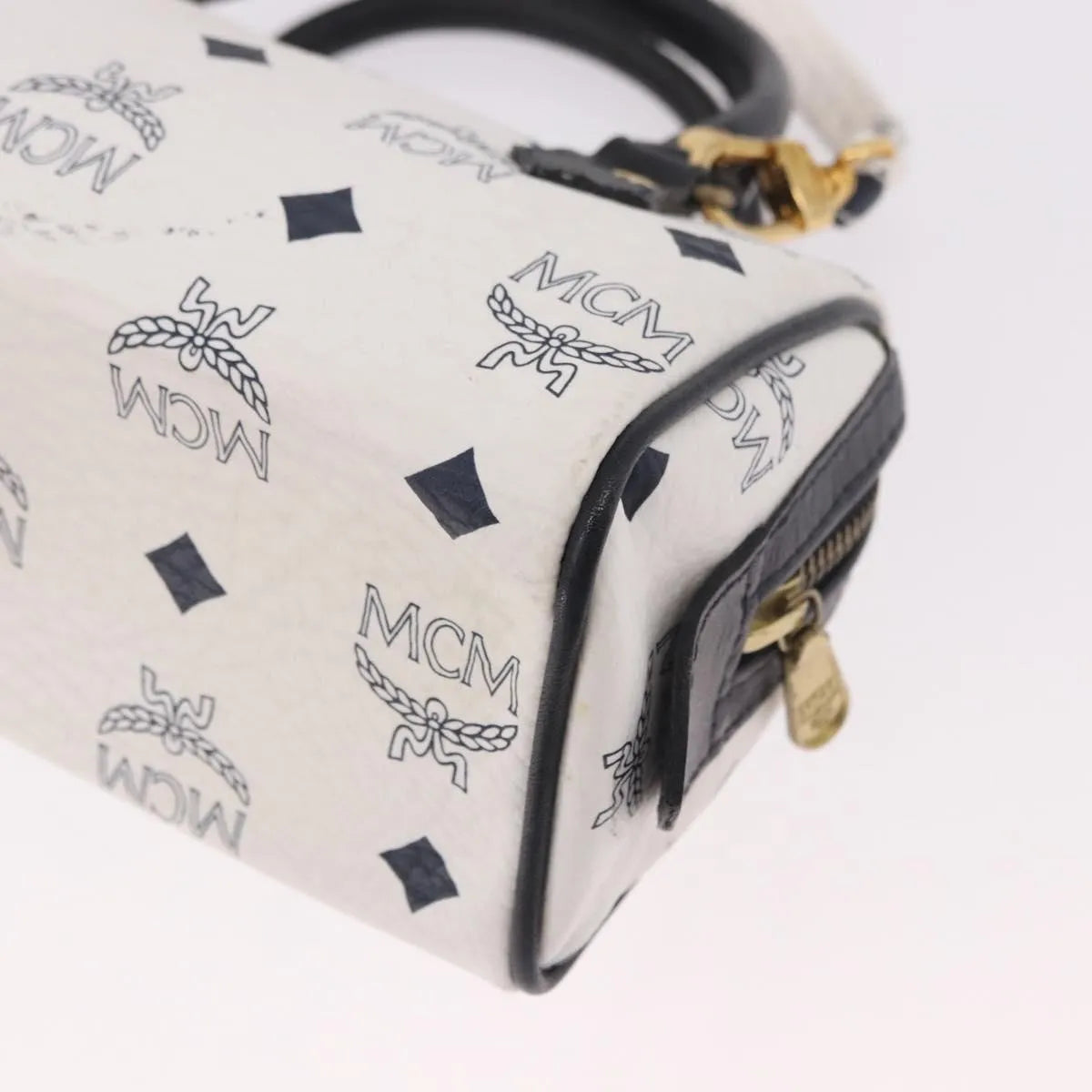 MCM Visetos Leather White Leather Handbag (Pre-Owned)